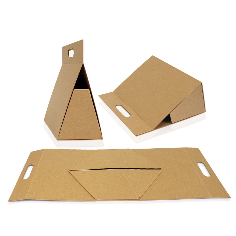 Triangular portable folding box